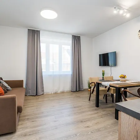 Perla Hradce 101 Hradec Kralove